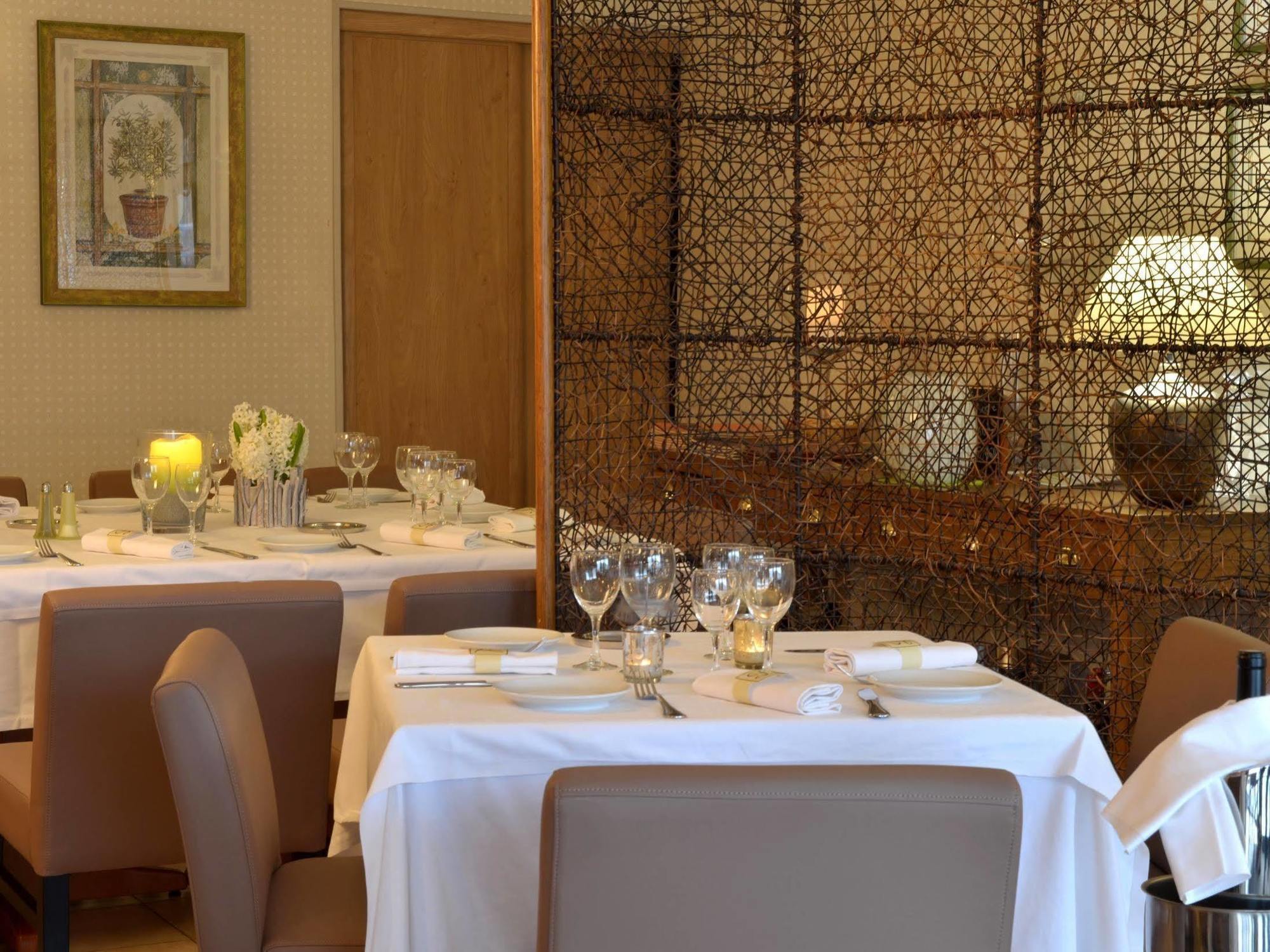 Logis Hotel Le Continental Châteauroux Εξωτερικό φωτογραφία