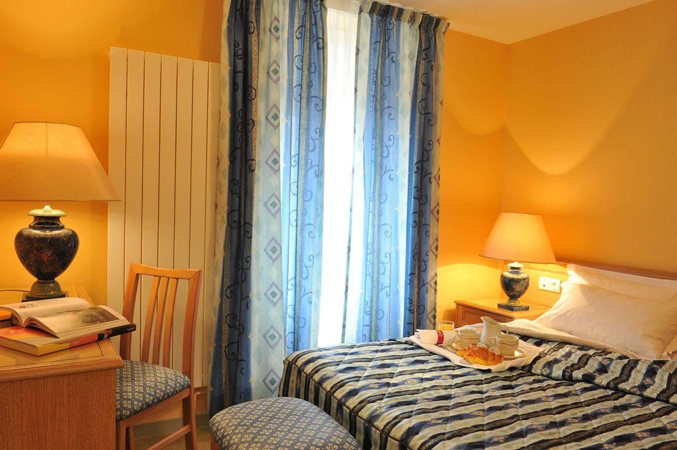 Logis Hotel Le Continental Châteauroux Εξωτερικό φωτογραφία